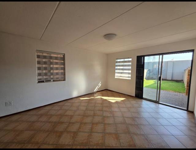 2 BEDROOM APARTMENT FOR SALE IN EDLEEN